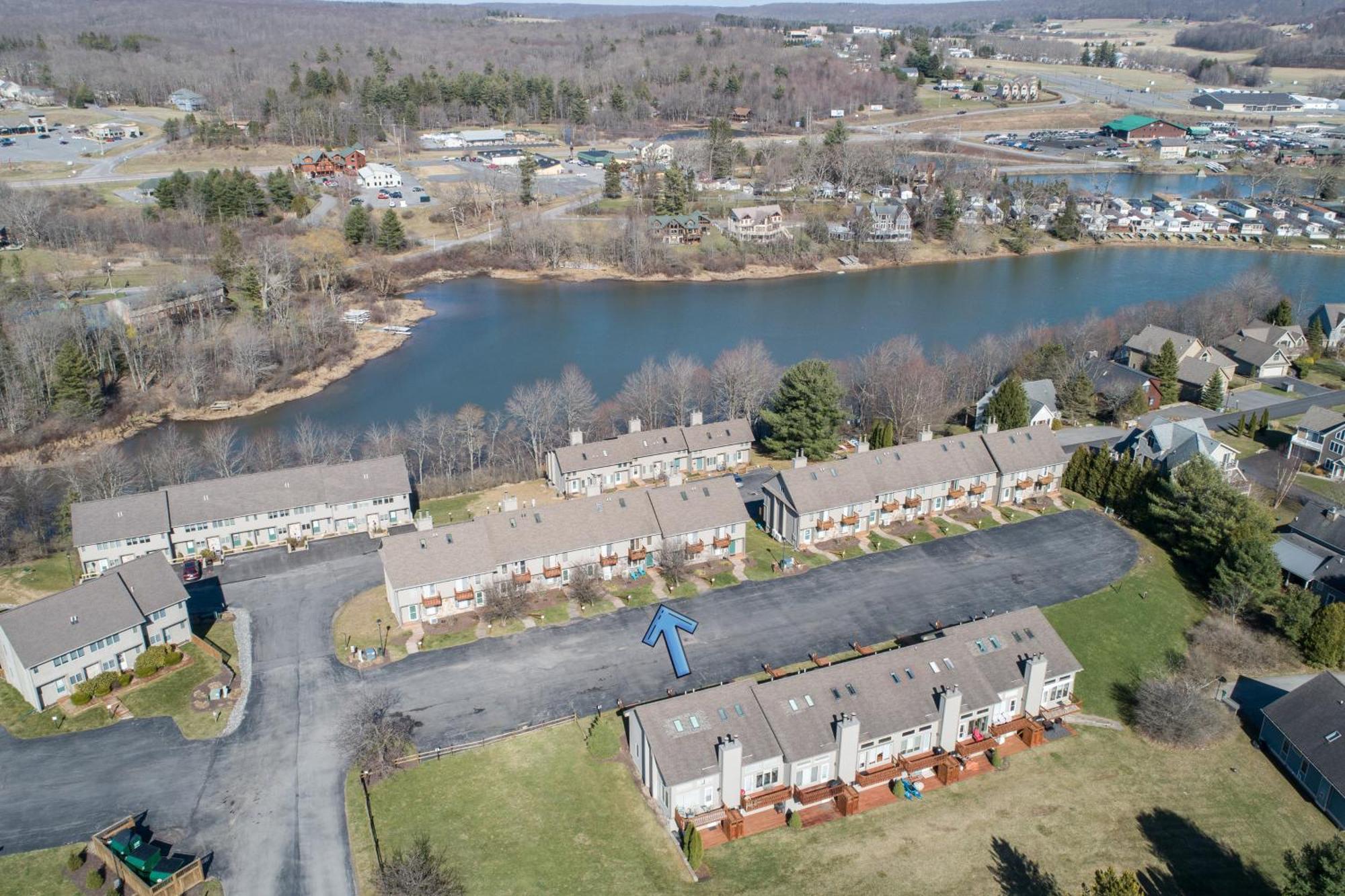Deep Creek Village McHenry Exterior photo